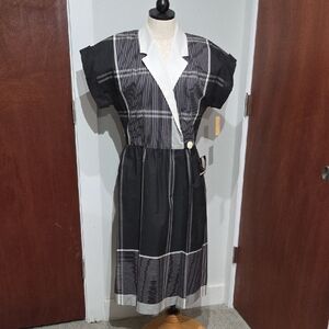 Vintage DW3/Saks Fifth Avenue 80s Wrap Dress